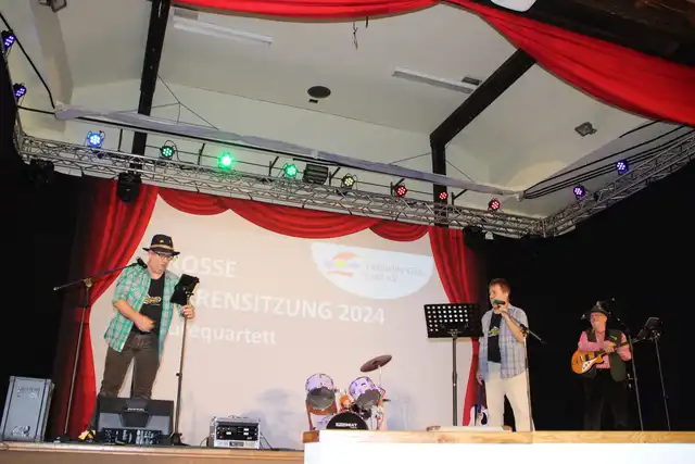 Große Narrensitzung – Foto 24